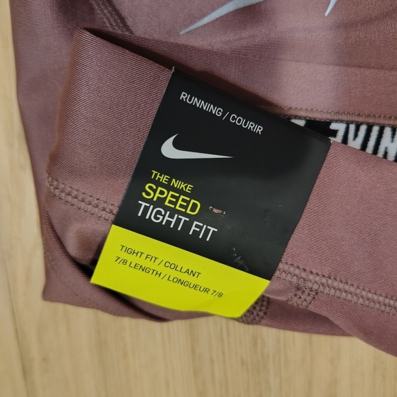 Nike The Nike Speed Leggings - Picture 5 of 5